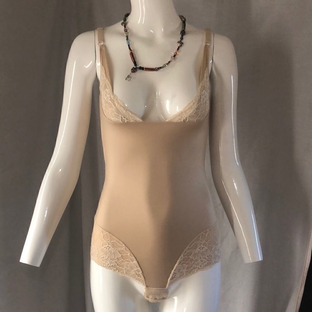 Maidenform Body Lingerie 